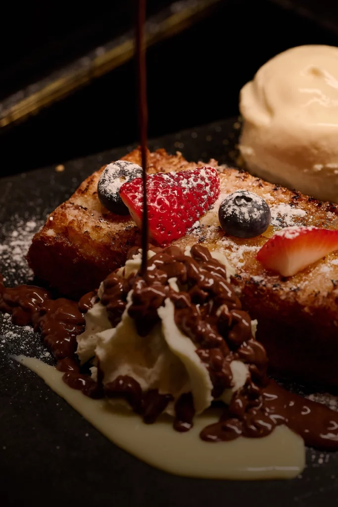 spanish torrija with chocolate and creme